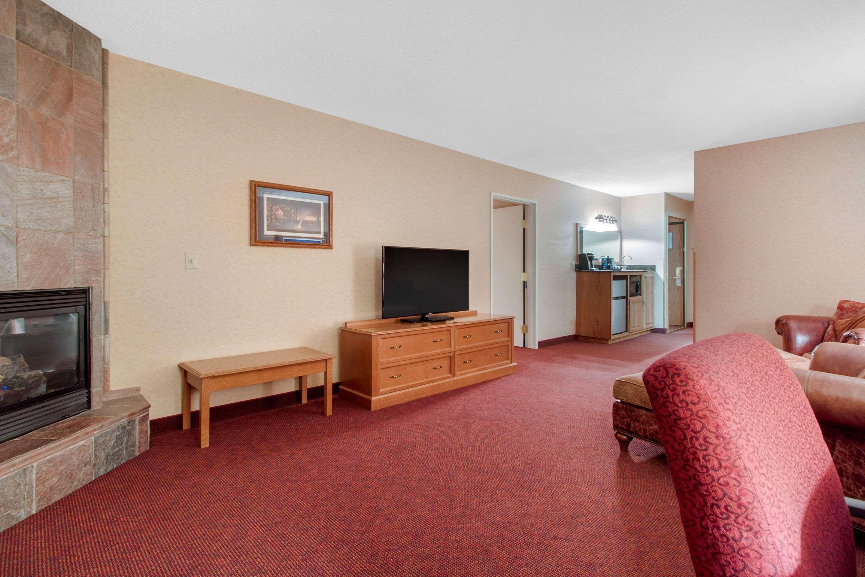 Norfolk Lodge & Suites, Ascend Hotel Collection Eksteriør bilde