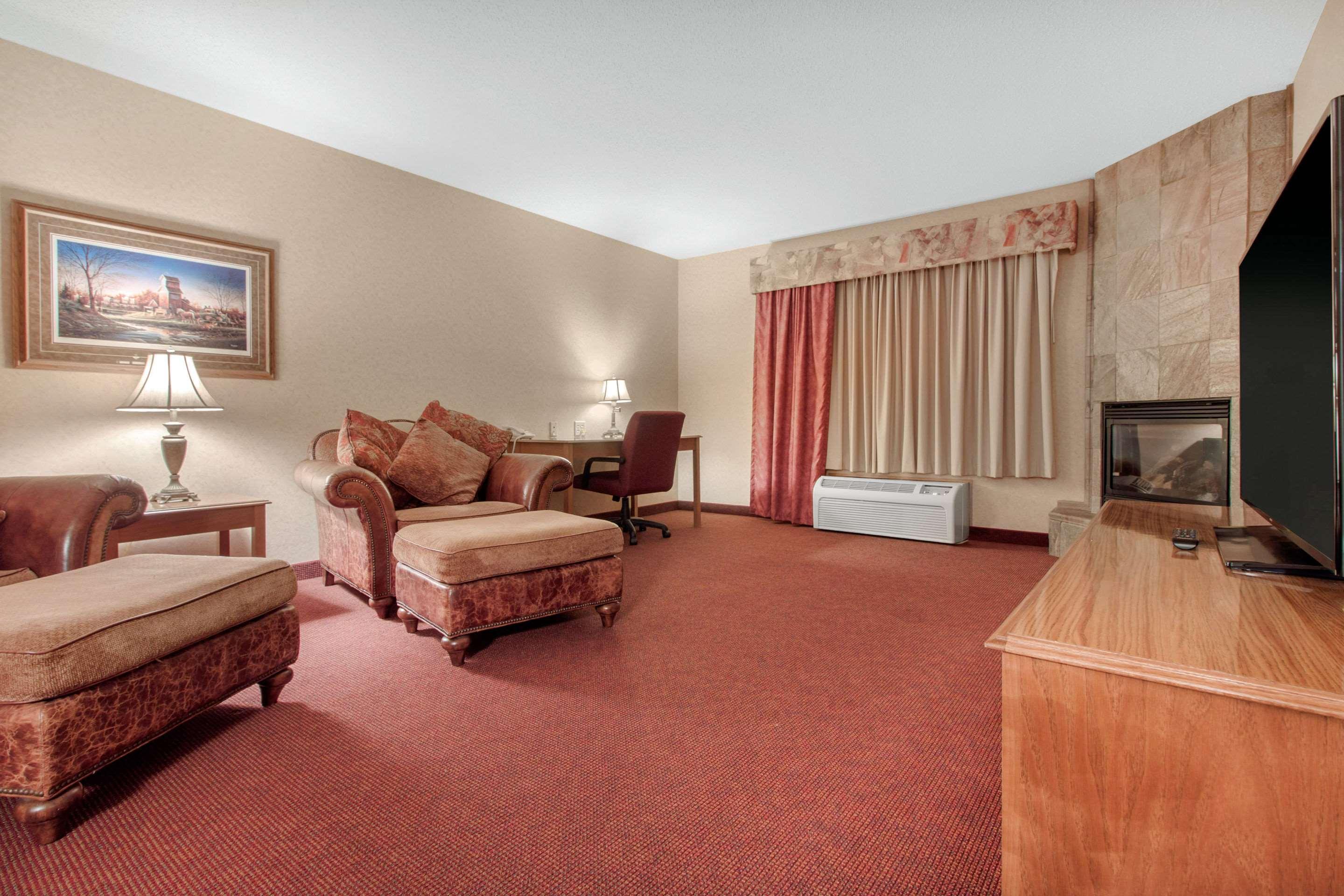Norfolk Lodge & Suites, Ascend Hotel Collection Eksteriør bilde