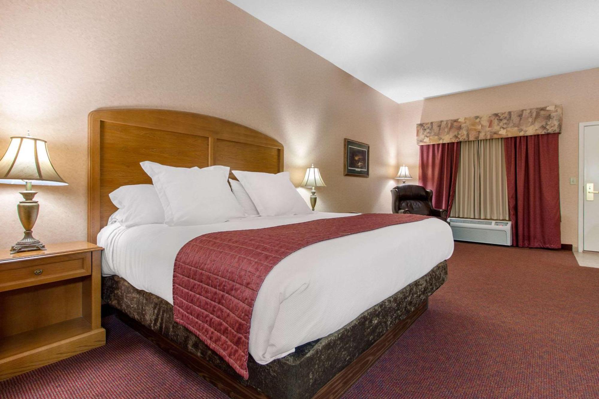Norfolk Lodge & Suites, Ascend Hotel Collection Eksteriør bilde